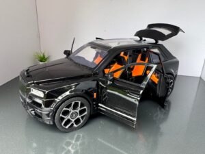 Rolls Royce Cullinan 1:20 Scale Diecast Collectors Model IMG 6874 scaled 1