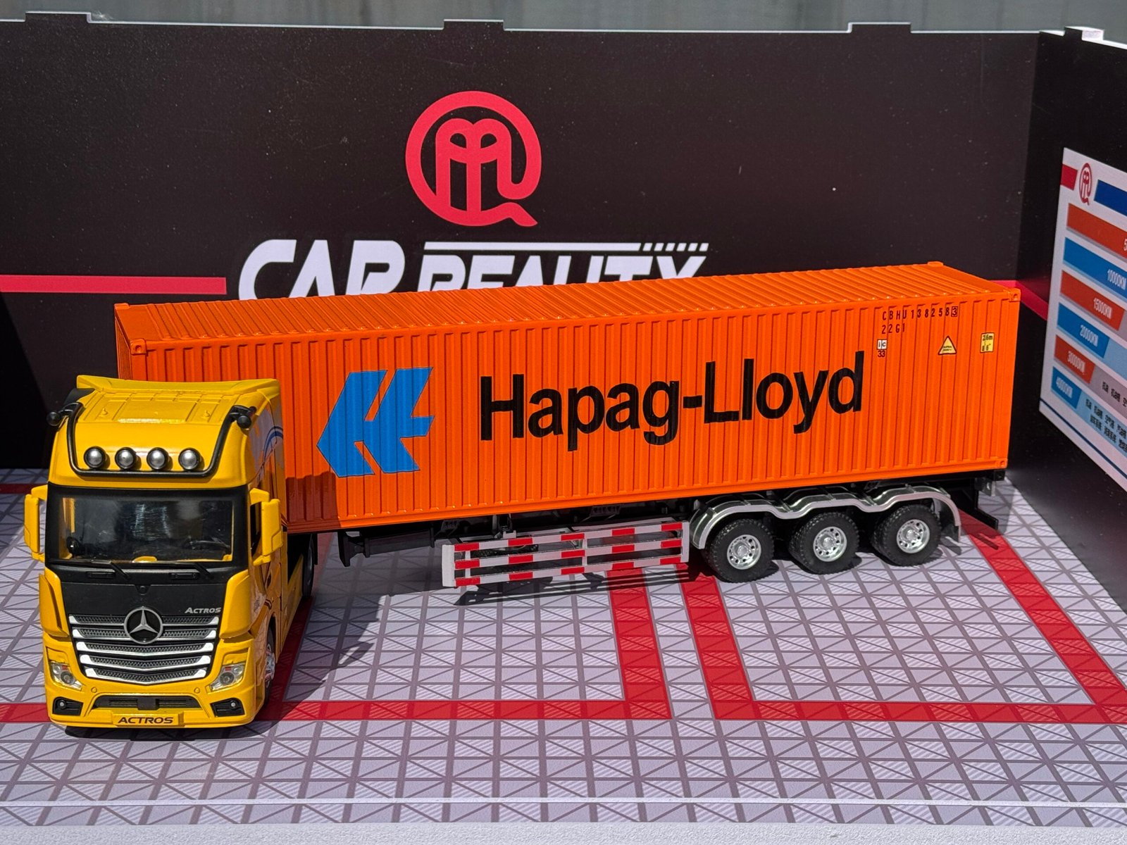 Mercedes Benz Actros Truck 1:24 Scale with Container Diecast Collectors Model IMG 7837 scaled 1