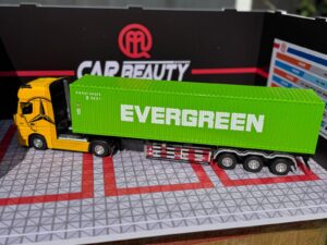 Mercedes Benz Actros Truck 1:24 Scale with Container Diecast Collectors Model IMG 7854 scaled 1