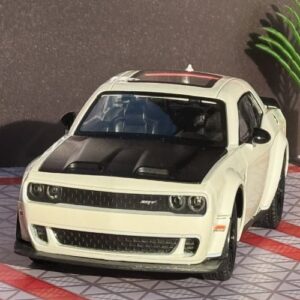 1:24 Scale Dodge Charger Hellcat Diecast Highly Collectible Model