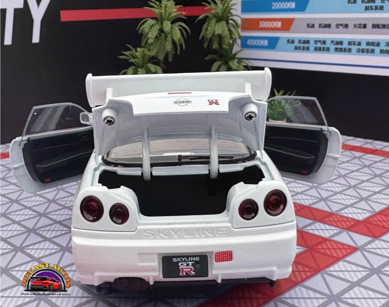 Nissan GT Skyline 1:24 Scale Diecast Collectible Model 7 1