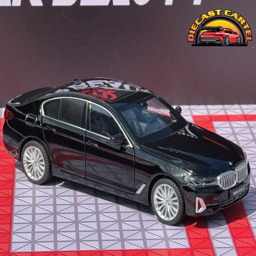1:24 Scale BMW 530Li Diecast Highly Collectible Model BMW 530 Li in Black 3