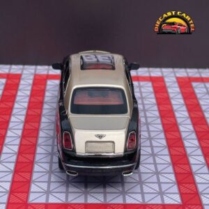 Bentley Mulsanne in Gold 5