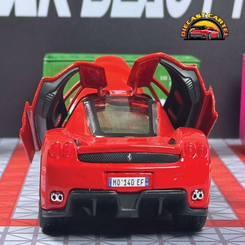 1:24 Scale Ferrari Enzo Diecast Highly Collectible Model Ferrari Enzo in Red 7
