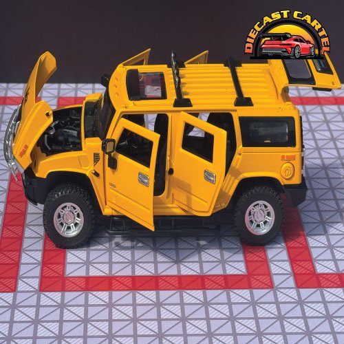 1:24 Scale H2 Hummer Highly Collectible Diecast Model H2 Hummer in Yellow 10