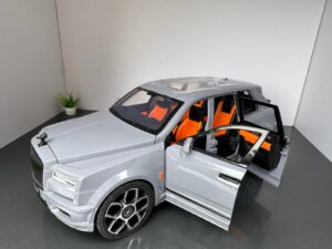 Rolls Royce Cullinan 1:20 Scale Diecast Collectible Model IMG 6883 scaled 1
