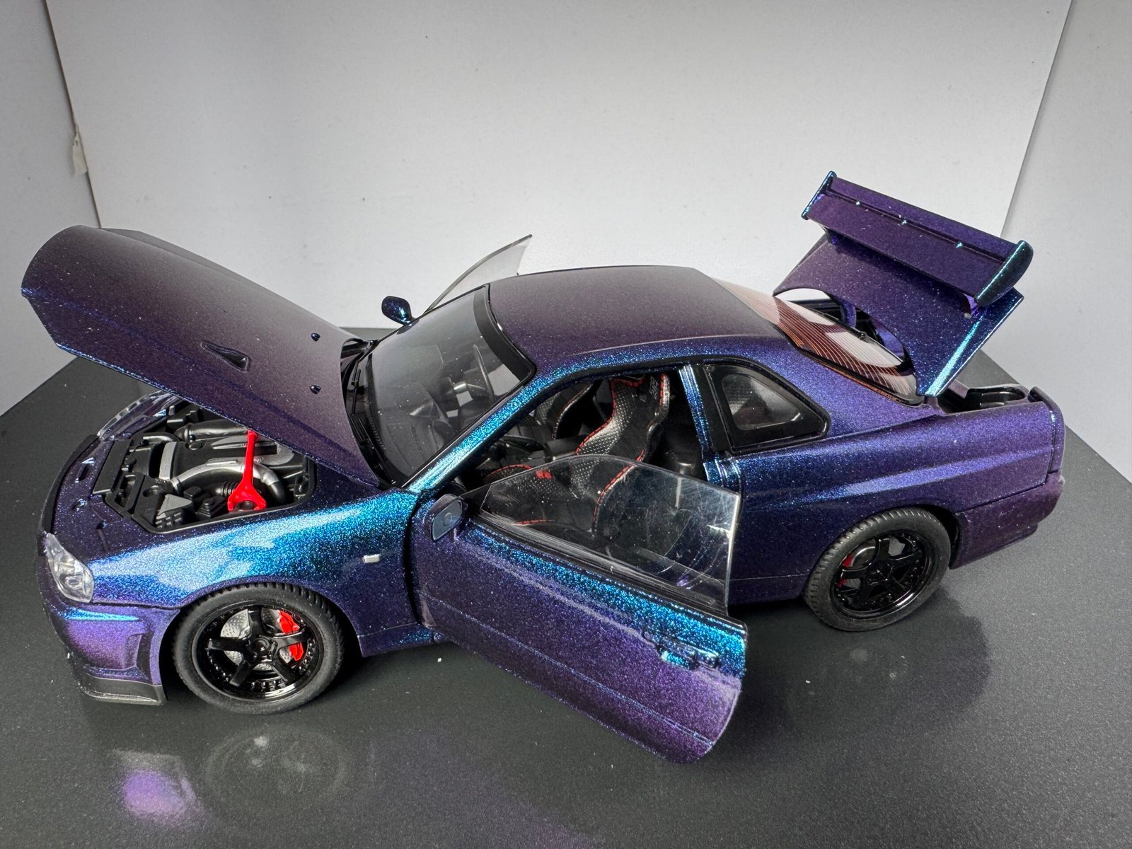 Nissan GT Skyline 1:24 Scale Diecast Collectible Model IMG 7221 scaled 1