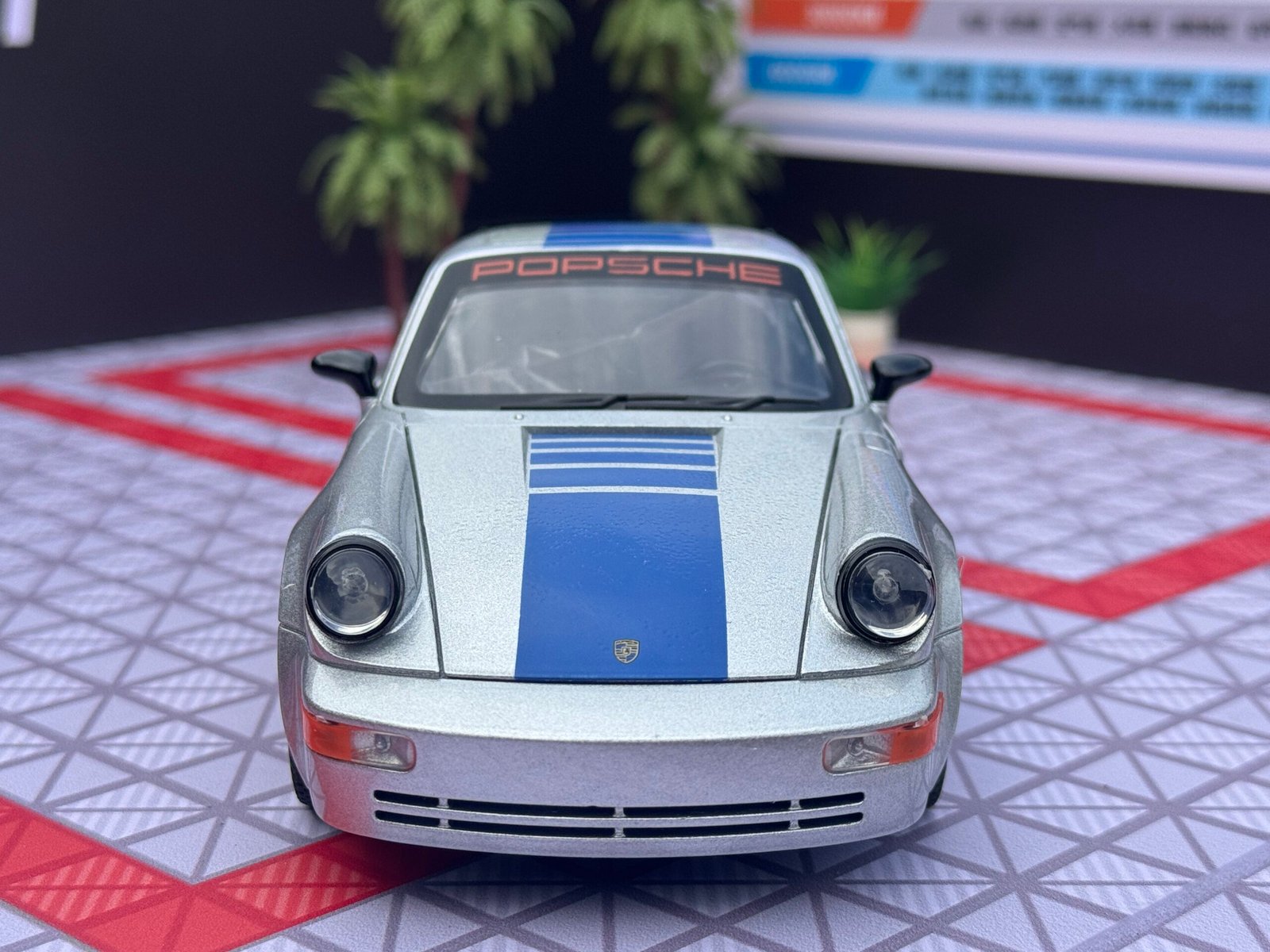 Porsche 911 1:24 Scale Diecast Collectible Model IMG 8516 scaled 1