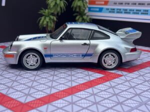 Porsche 911 1:24 Scale Diecast Collectible Model IMG 8517 scaled 1