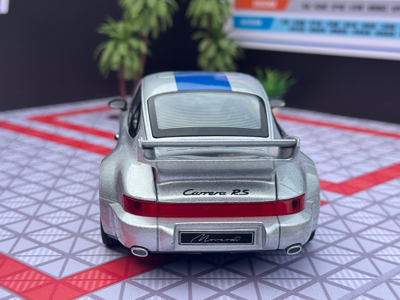 Porsche 911 1:24 Scale Diecast Collectible Model IMG 8518 scaled 1