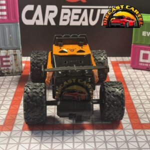 1:16 Scale High-Speed 20 Km/h RC Off Road Jeep - Enhanced Headlights, USB Rechargeable Jeep Orange 4