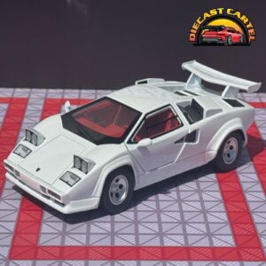 1:24 Scale Lamborghini Countach Highly Collectible Diecast Model