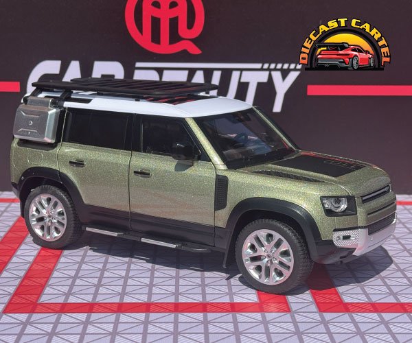 1:18 Scale Land Rover Defender 110 Green Diecast Model SUV Collectible Display Land Rover Defender Green 4