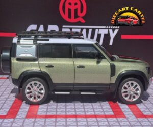 1:18 Scale Land Rover Defender 110 Green Diecast Model SUV Collectible Display Land Rover Defender Green 5