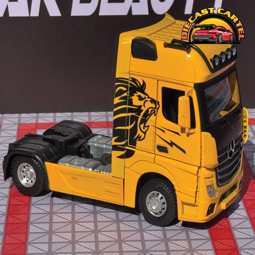 1:24 Scale Mercedes Benz Actros Truck Diecast Highly Collectible Model Mercedes Benz Actros in Yellow 3