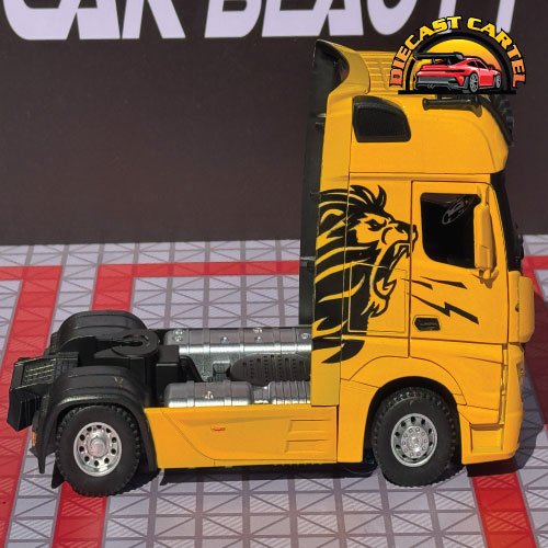 1:24 Scale Mercedes Benz Actros Truck Diecast Highly Collectible Model Mercedes Benz Actros in Yellow 4