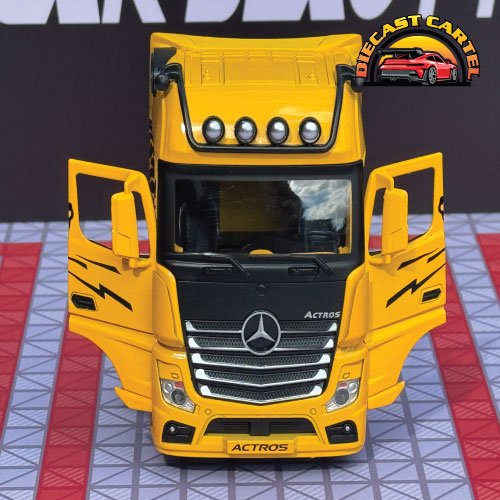 1:24 Scale Mercedes Benz Actros Truck Diecast Highly Collectible Model Mercedes Benz Actros in Yellow 9