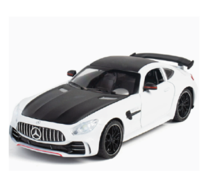 Mercedes Benz GTR 1:24 Scale Diecast Collectible Model