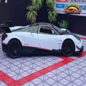 Pagani Huyara in White 3
