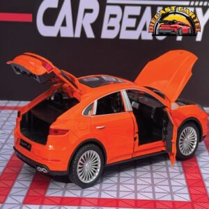 Porsche Cayenn in Orange 10