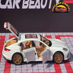 Porsche Panamera in white 13