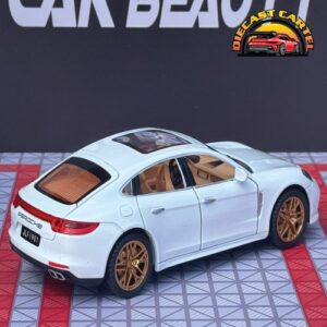 Porsche Panamera in white 6