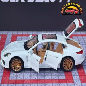 Porsche Panamera in white 9