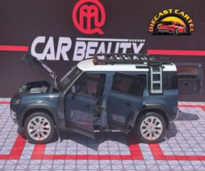 1:18 Scale Land Rover Defender 110 Blue Diecast Model SUV Collectible Display Range Rover Defender in Blue 8