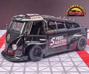 VW Camper in Black 8