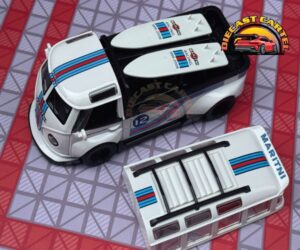 VW Camper in White 7