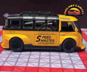 VW Camper in Yellow 4