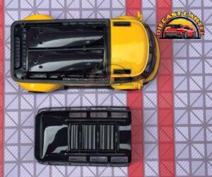 VW Camper in Yellow 6