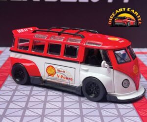 VW Caper in Red 3